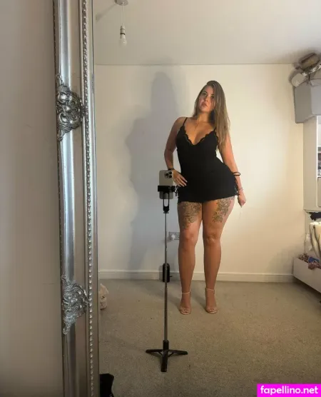 Missjigglesx OnlyFans Thumbnail #kTM4cRiBop