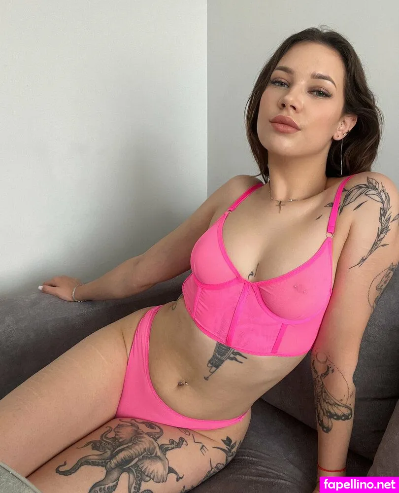 missjulia, missjulia.s007 Nude Leaked OnlyFans Photo #ykQ4Dt72g2