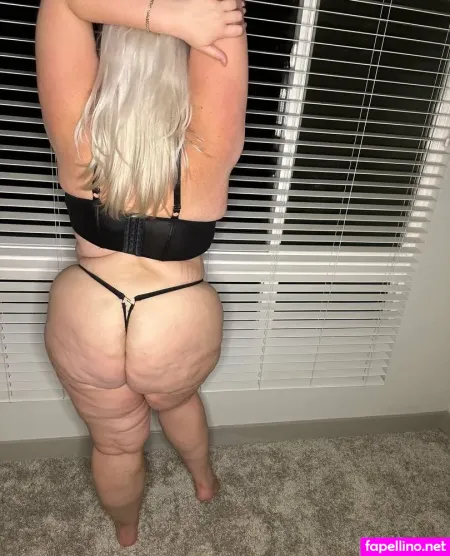 Misskakes92 OnlyFans Thumbnail #urXLaHGFMA
