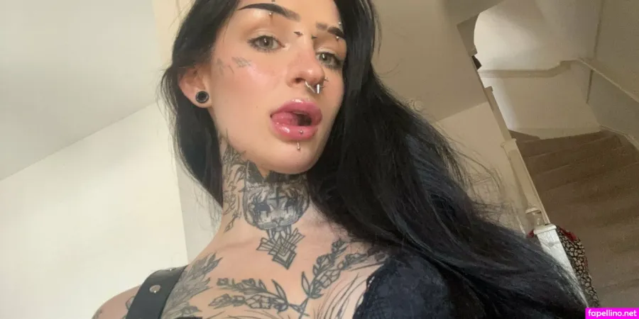 Misskiraxofree OnlyFans Thumbnail #Fzz9HFa0G4