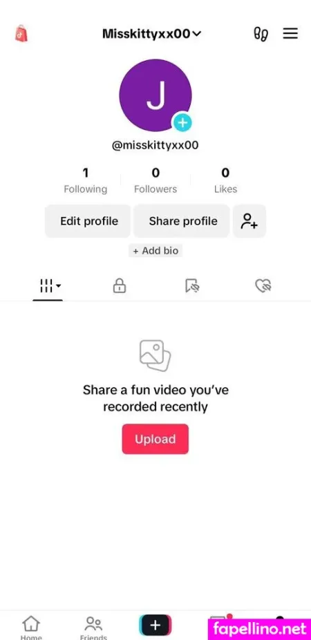 Misskittyxx00 OnlyFans Thumbnail #C1iVyPstju