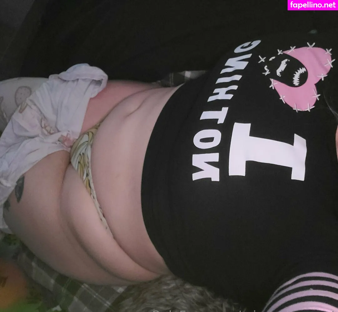 misskweencunt Nude Leaked OnlyFans Photo #ALuJ5XMYk5