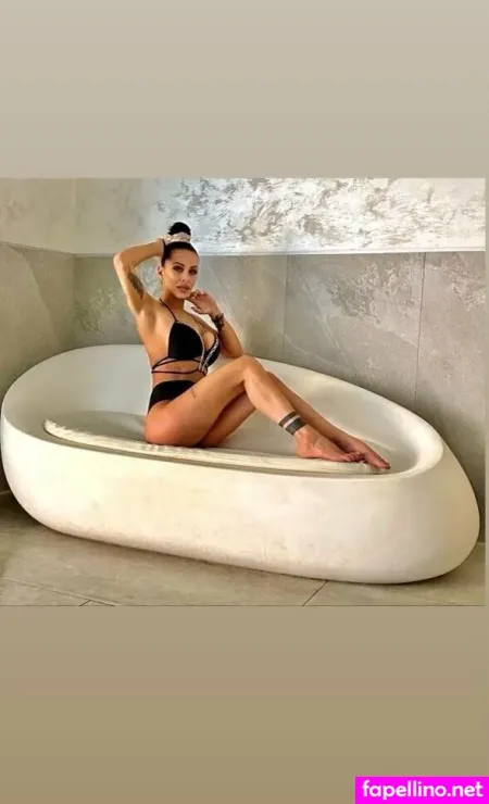 Misslady8 OnlyFans Thumbnail #1KfkVnfMPK