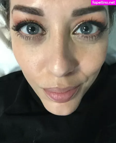 Missleanalee OnlyFans Thumbnail #4Wp7GlIjNB