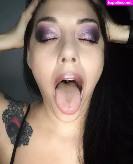 Missleanalee OnlyFans Thumbnail #VzH0ZFf0qV