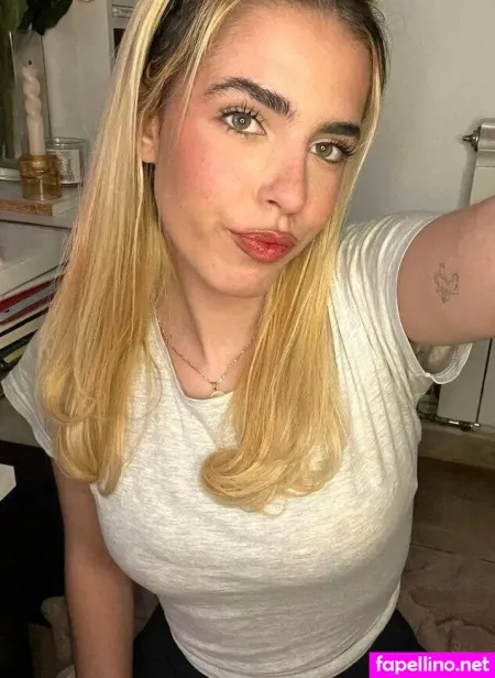 Misslolax OnlyFans Thumbnail #KZgSnXqb2n