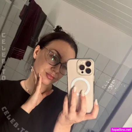 Misslou Isa OnlyFans Thumbnail #wu1RzWtdpD