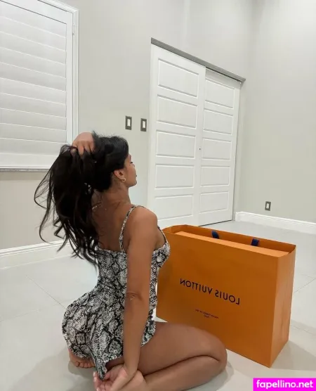Misslunabay OnlyFans Thumbnail #M18KHU3TA3