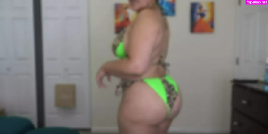 Misslupeppv OnlyFans Thumbnail #DvINPb5xCo