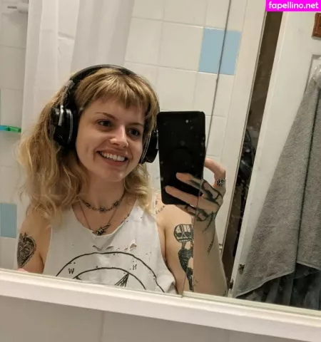 Missmarilynxx OnlyFans Thumbnail #AdqAzqnEQW