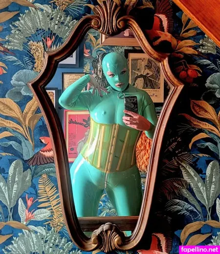 Missmaskerade OnlyFans Thumbnail #8r31TunYnl