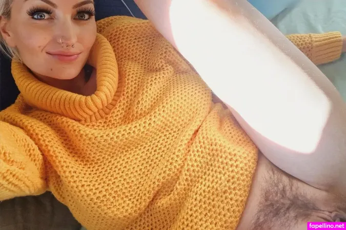 Missmialicious OnlyFans Thumbnail #CJrZnZUd1Q