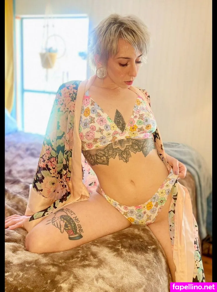 missmistressgaga, missmistressmegs, tainttroll Nude Leaked OnlyFans Photo #P6i0CsIuE1