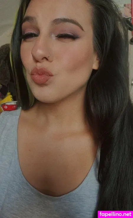 Missnastiee420 OnlyFans Thumbnail #YbGkJFg0WD