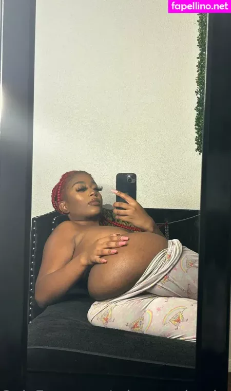 Missnenebanks OnlyFans Thumbnail #KgSfiSpC5l