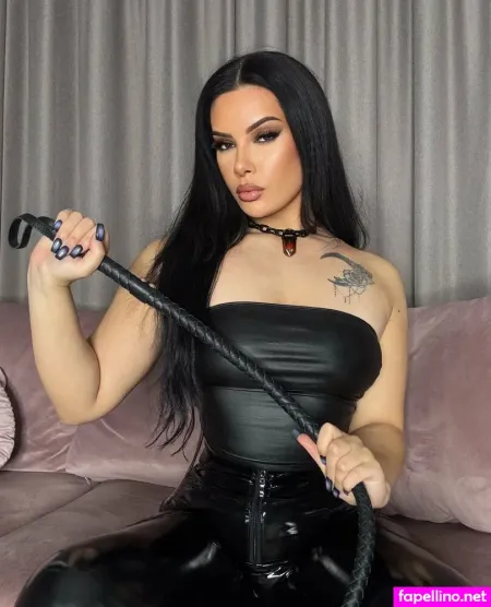 Missnerezza OnlyFans Thumbnail #BZrGqIV08V