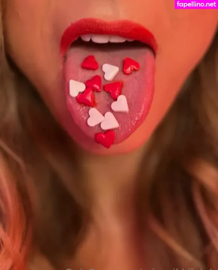 Missnikkileigh OnlyFans Thumbnail #Q7tHDXhYbn