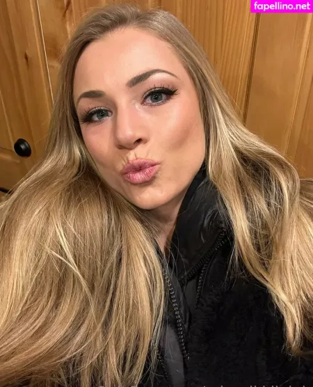 Missnikkileigh OnlyFans Thumbnail #zLnSepZS83