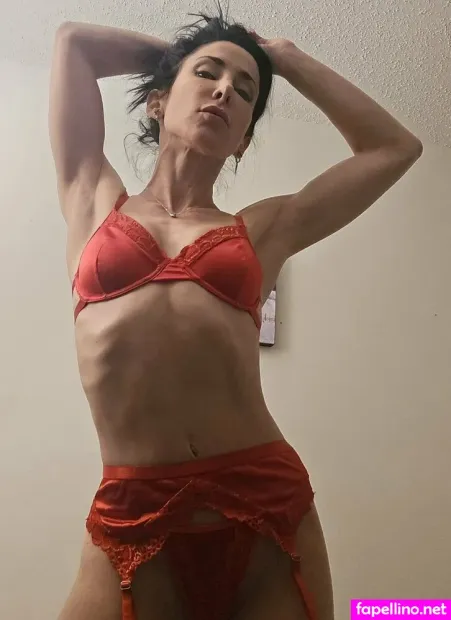 Missparapet OnlyFans Thumbnail #RIE7VBxEGR