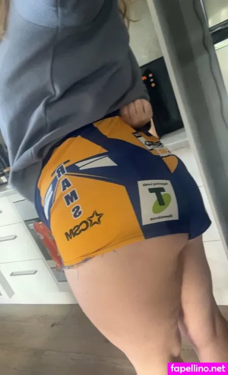 Misspeach344 OnlyFans Thumbnail #32V8VKRw30