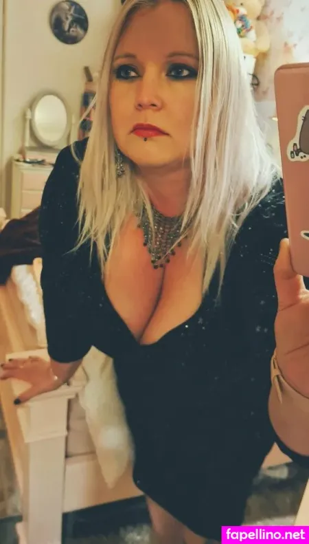 Misspeggydeville OnlyFans Thumbnail #7GkQqNIL0h