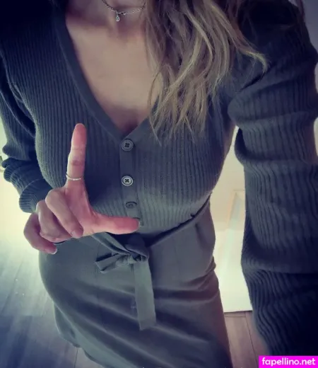 Missplayfeet OnlyFans Thumbnail #kVjYfuxCh0