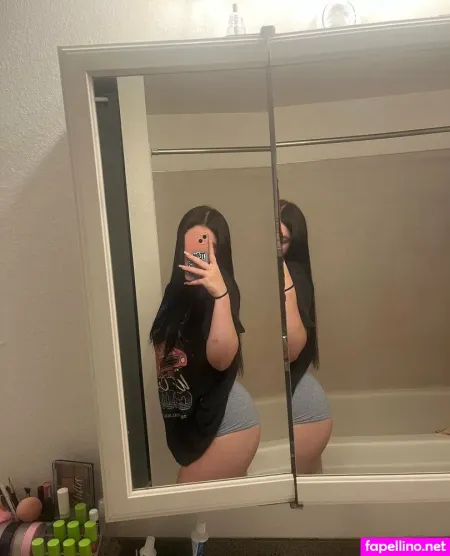 Missprettyinblack OnlyFans Thumbnail #4tZK0p4Mp3