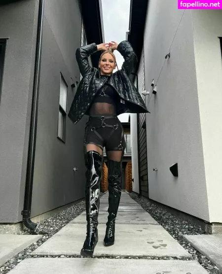 Missquartz OnlyFans Thumbnail #EEdSVL8obH