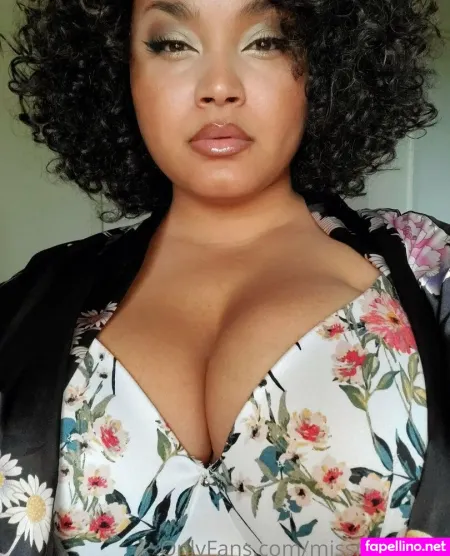 Missricarivera OnlyFans Thumbnail #A6jITkCZ5M