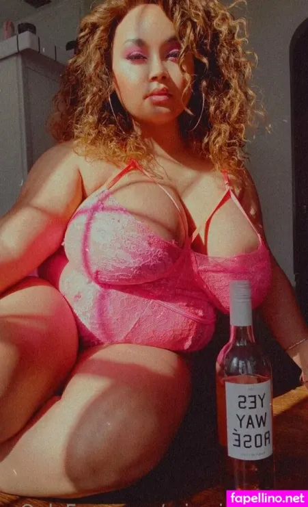 Missricarivera OnlyFans Thumbnail #WfR94YLBfe