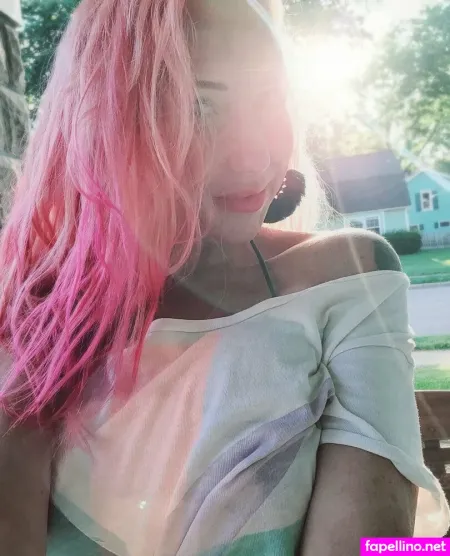 Missroyalkc OnlyFans Thumbnail #4fAeMcp1Fh
