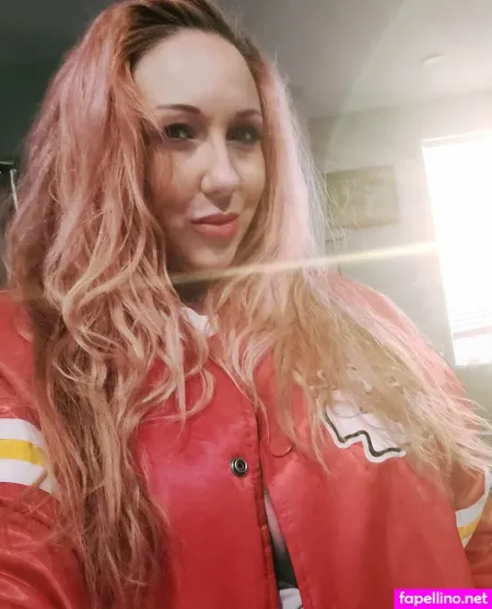 Missroyalkc OnlyFans Thumbnail #LKZogJAOZQ