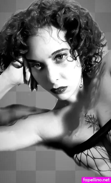 Misssraven OnlyFans Thumbnail #3uh0hkQvJ1