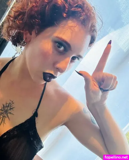 Misssraven OnlyFans Thumbnail #9dxGaoJar1
