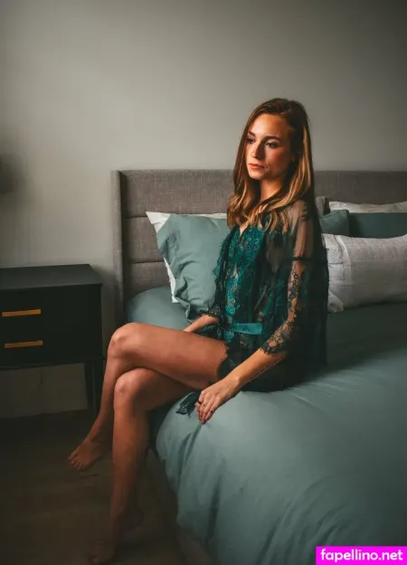 Misssubmissive27 OnlyFans Thumbnail #F5EbxVgXBB