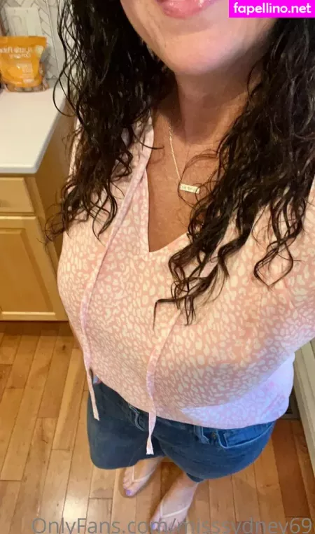 Misssydney69 OnlyFans Thumbnail #9ZbSsU2Qj5