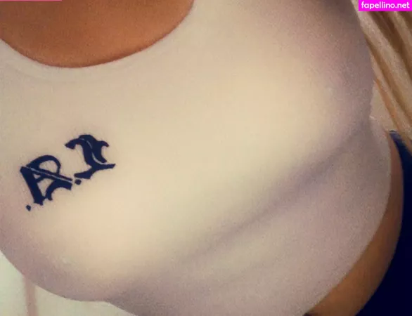 Missthi2 OnlyFans Thumbnail #XjeKykPrs0