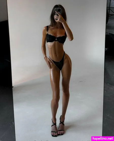 Misstic OnlyFans Thumbnail #tfq83Fw4pw