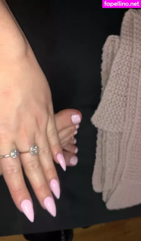 Misstinyangel OnlyFans Thumbnail #O7UUyckpYg