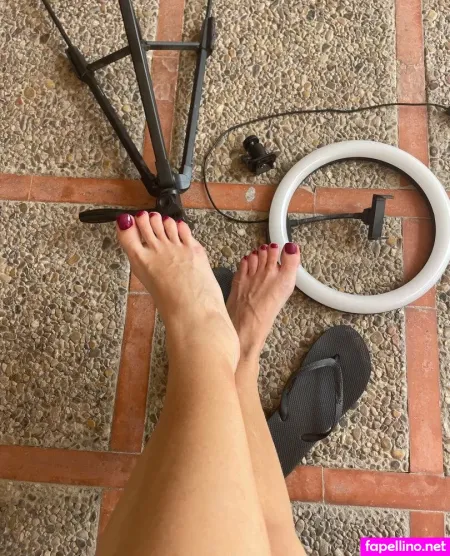 Misstressroux OnlyFans Thumbnail #0PlcGtolzq