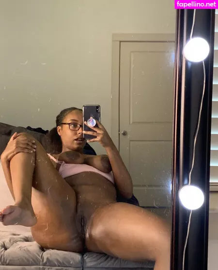 Missusblu OnlyFans Thumbnail #0AZux2M0o0