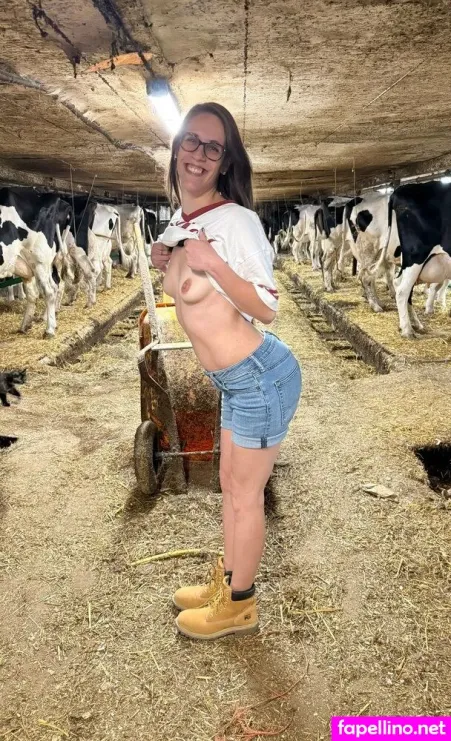 Missvanillamoonfree OnlyFans Thumbnail #sWKq5gDAFI
