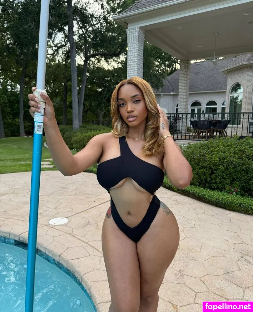 missvenice, missvenicebeach Nude Leaked OnlyFans Photo #aZkecTSK53