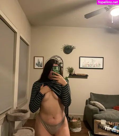 Missxberries OnlyFans Thumbnail #9n7tVgW1vN