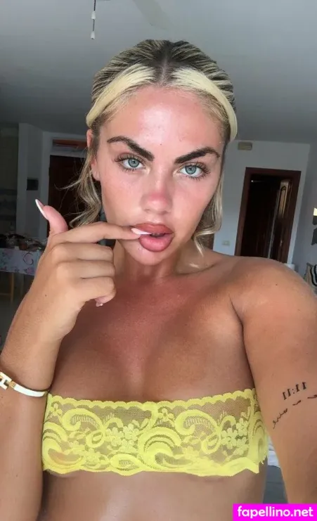 Missymillyxo OnlyFans Thumbnail #IYsWeS2YxR