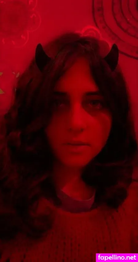 Misticacristal OnlyFans Thumbnail #DfzE8Lxfi2