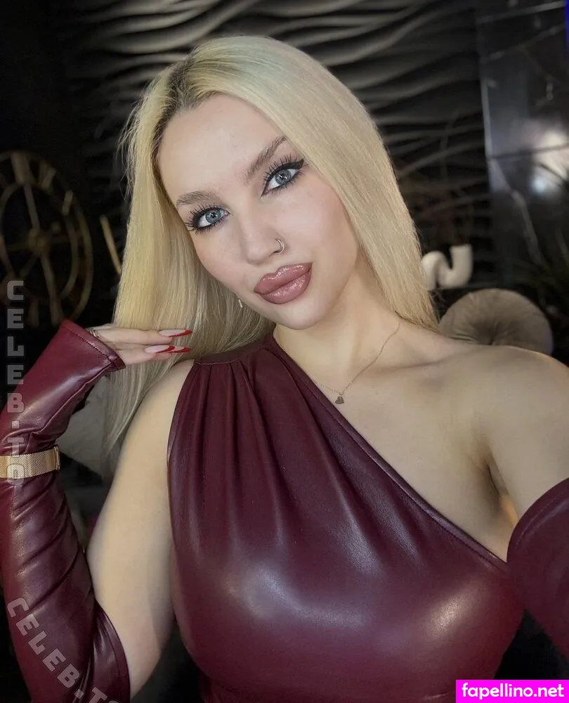 MistressDarsy, goddess_darsy Nude Leaked OnlyFans Photo #1ZHZBSPHdg