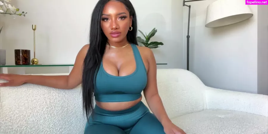 Mistress India OnlyFans Thumbnail #xQKDJCroNa