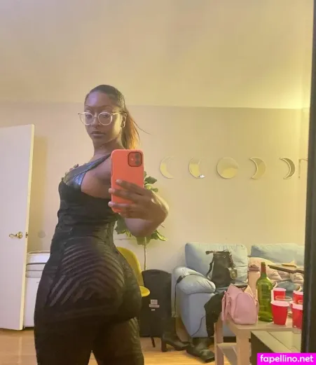 Mistress Matya OnlyFans Thumbnail #ruXK0ukFGn