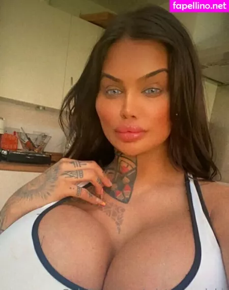 Mistress Nicki OnlyFans Thumbnail #CPUay7C4x2